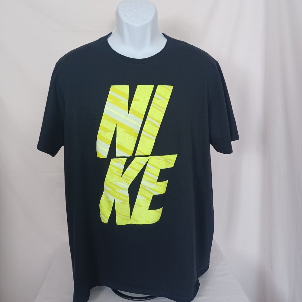 Men's Nike T-Shirt